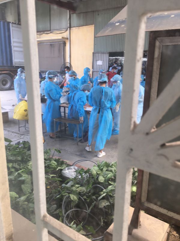 "Nếu dịch còn kéo dài thì DN chẳng lẽ phải tiếp tục đóng cửa, người lao động không có việc làm