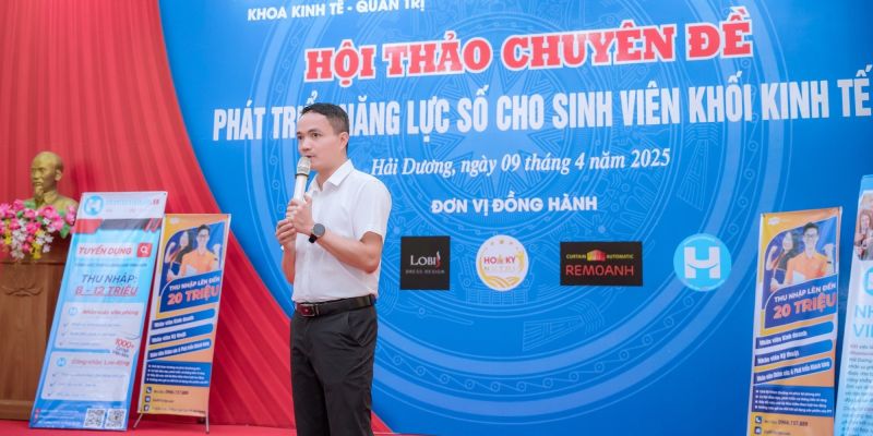 🎓 ĐỒNG HÀNH CÙNG SINH VIÊN KHỐI KINH TẾ - PHÁT TRIỂN NĂNG LỰC SỐ, SẴN SÀNG HỘI NHẬP! 🚀